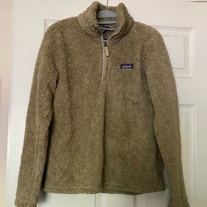 Women’s Patagonia quarter zip sherpa